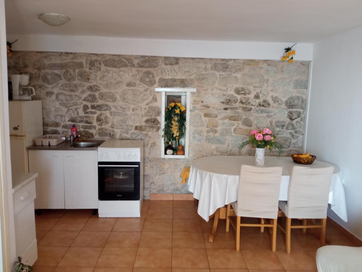 Apartman Anna Podstrana Exteriér fotografie